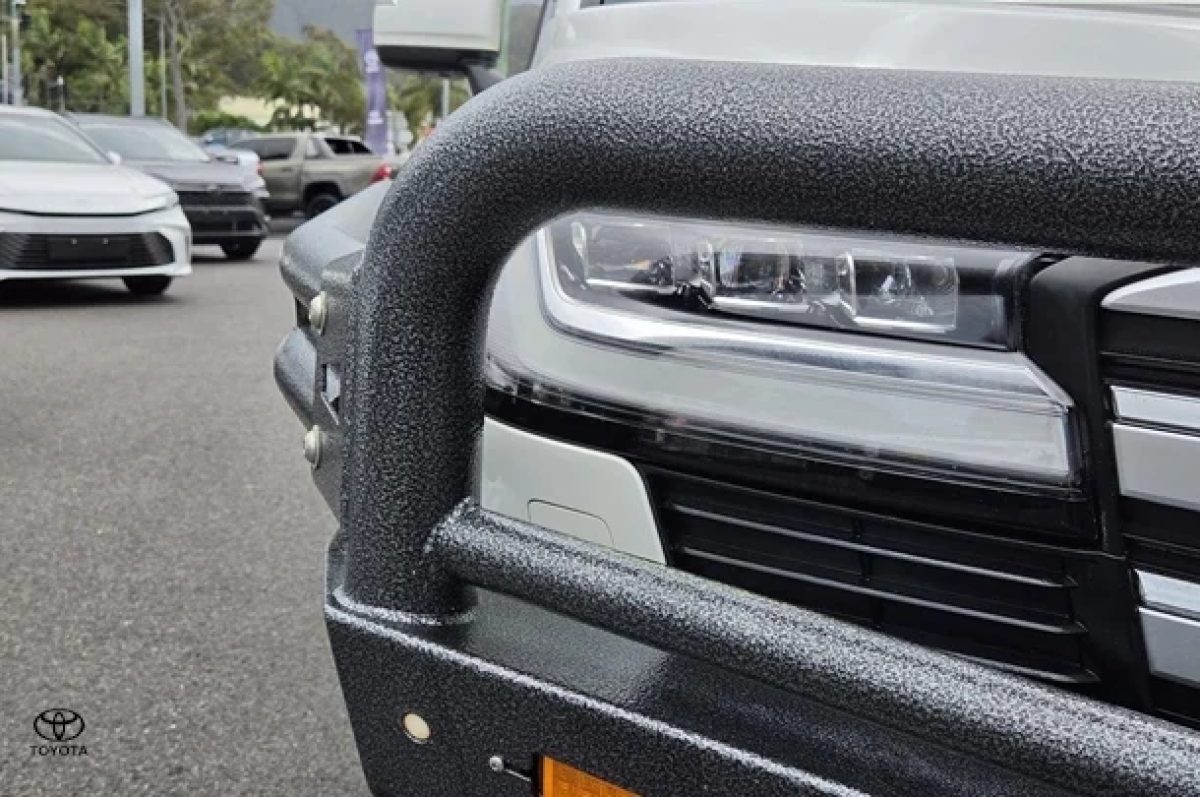 2022 Toyota Landcruiser VX