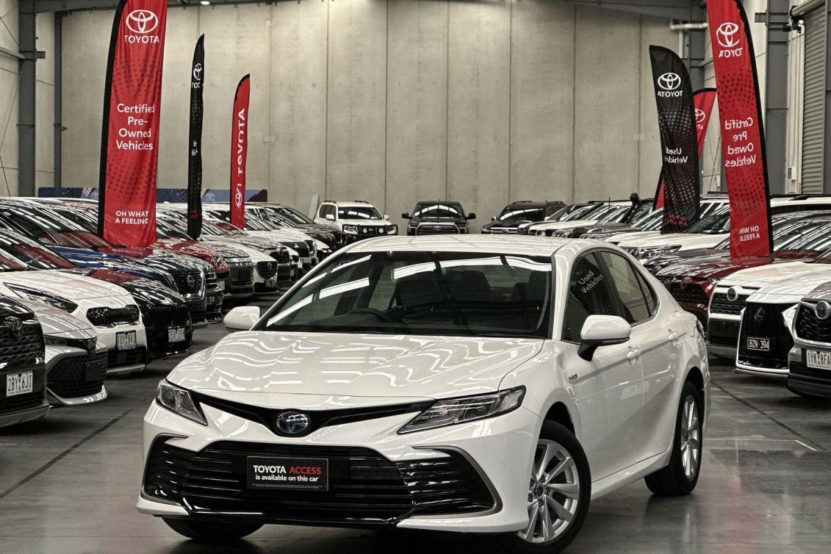 2024 Toyota Camry Hybrid Ascent