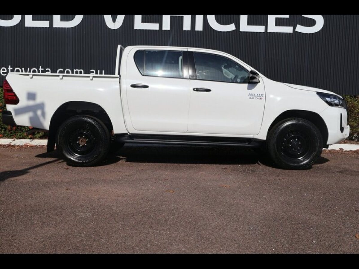 2022 Toyota Hilux SR Double Cab 4x2 Hi-Rider Dual Cab