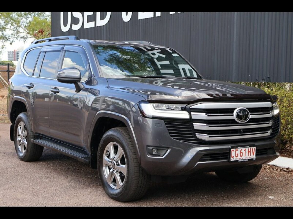 2022 Toyota Landcruiser VX