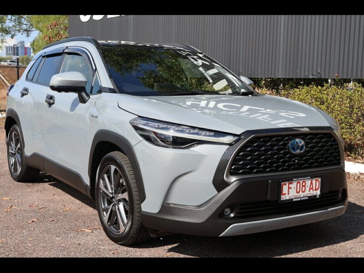 2022 Toyota Corolla Cross Atmos eFour