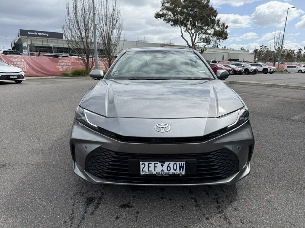 2025 Toyota Camry Ascent Sedan (Liquid Mercury) Used Car