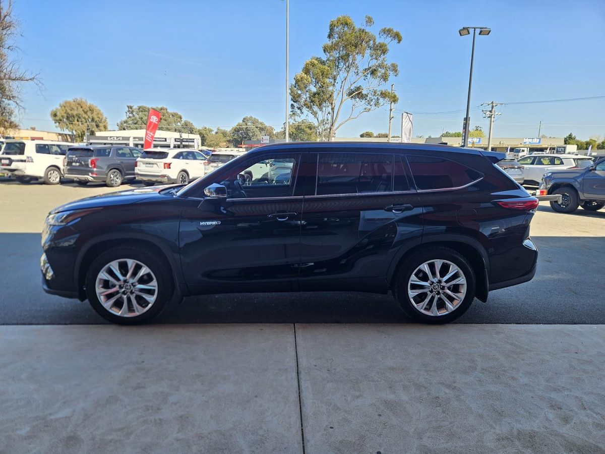 2021 Toyota Kluger Hybrid AWD GRANDE