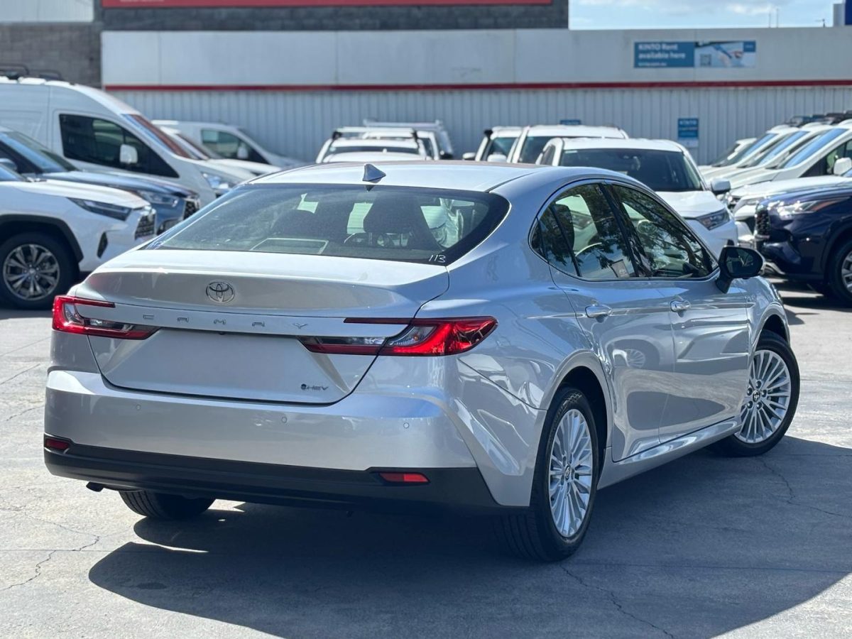 2025 Toyota Camry Hybrid Ascent