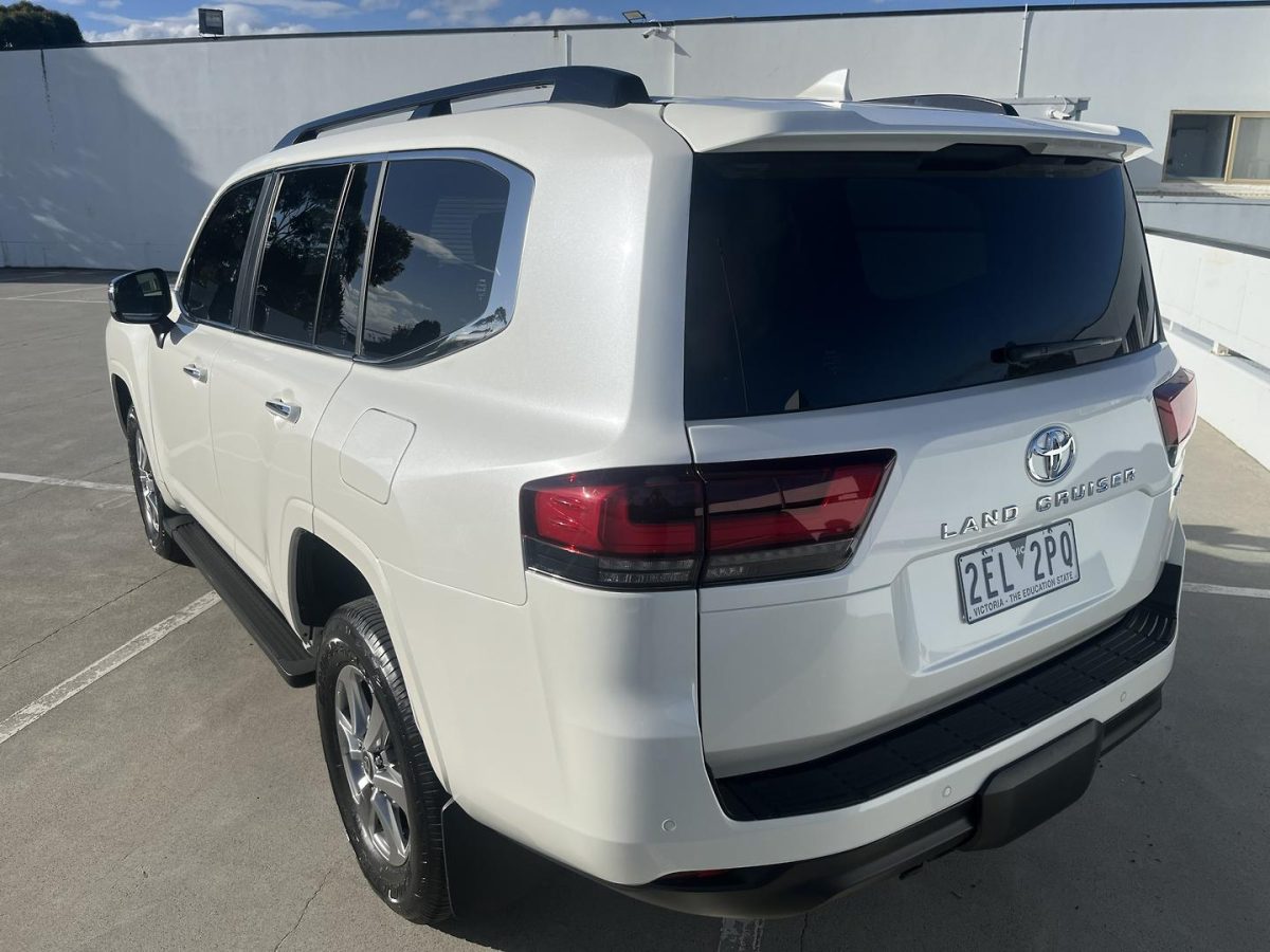 2023 Toyota Landcruiser Sahara