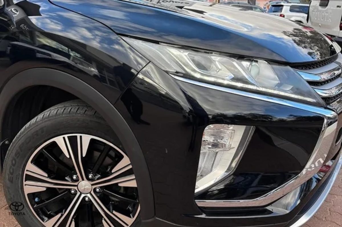 2020 Mitsubishi Eclipse Cross LS