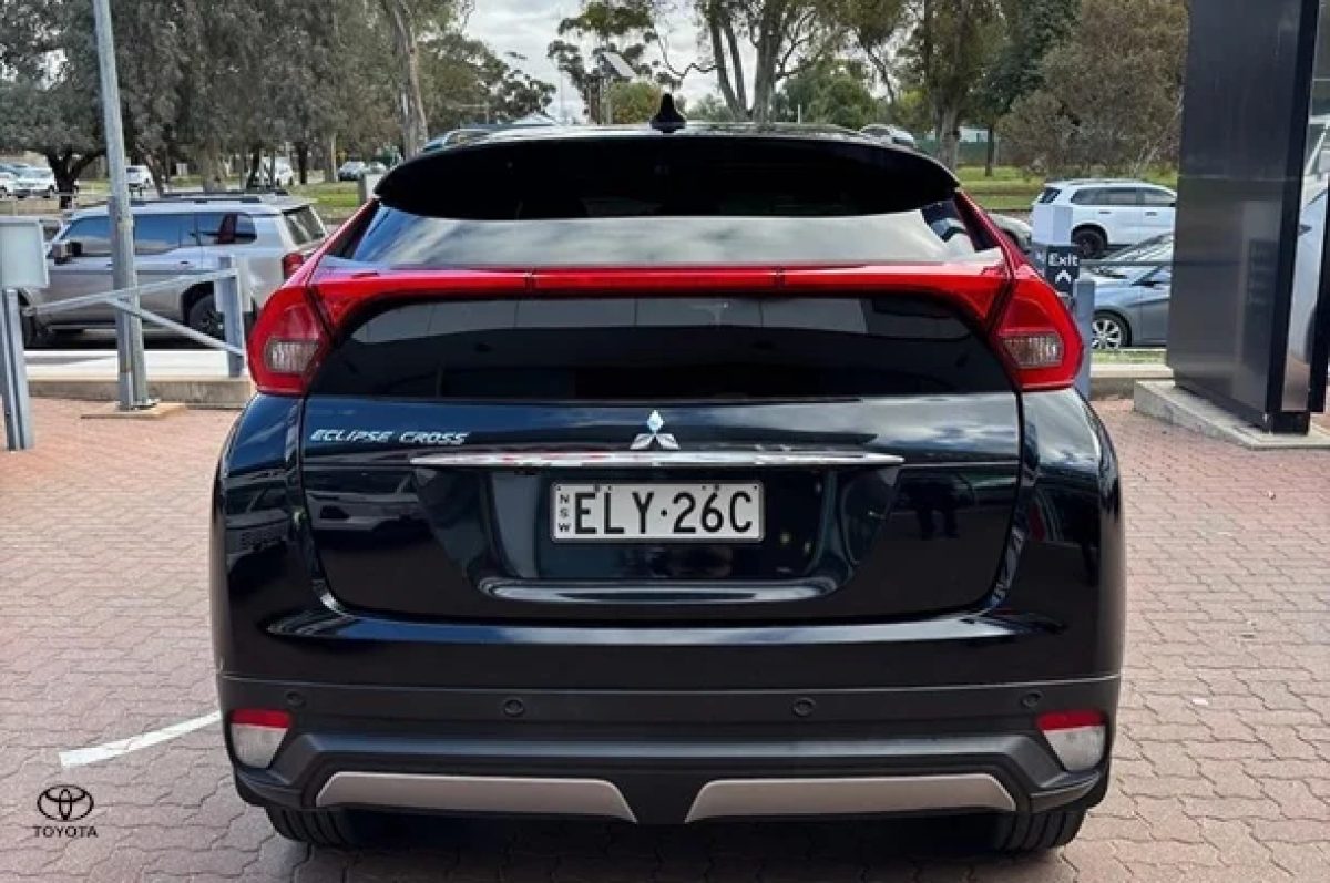 2020 Mitsubishi Eclipse Cross LS