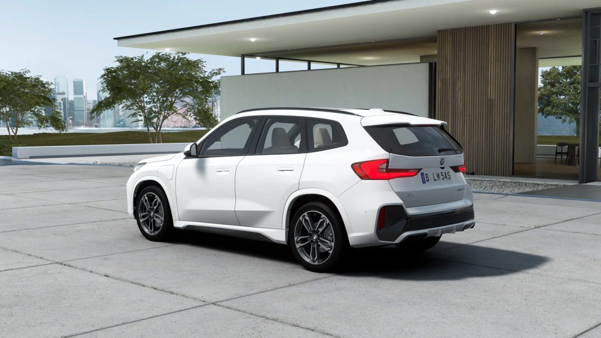 2026 BMW X1 xDrive25e