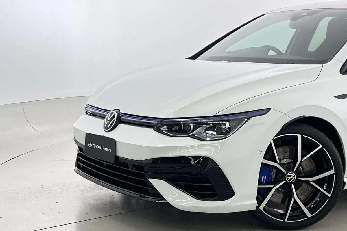 2024 VOLKSWAGEN GOLF R