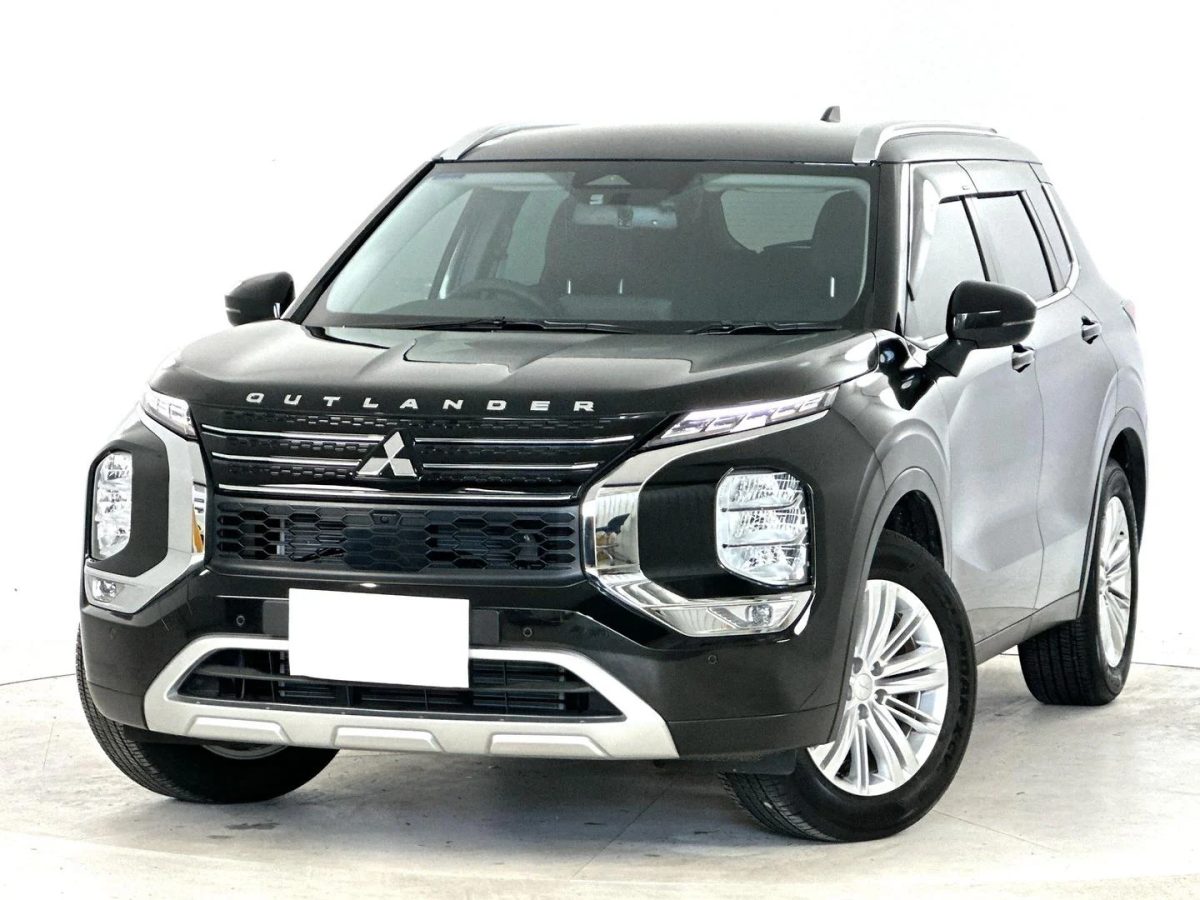 2022 Mitsubishi Outlander LS