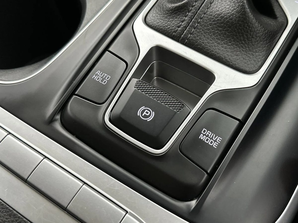 2023 Kia Carnival S