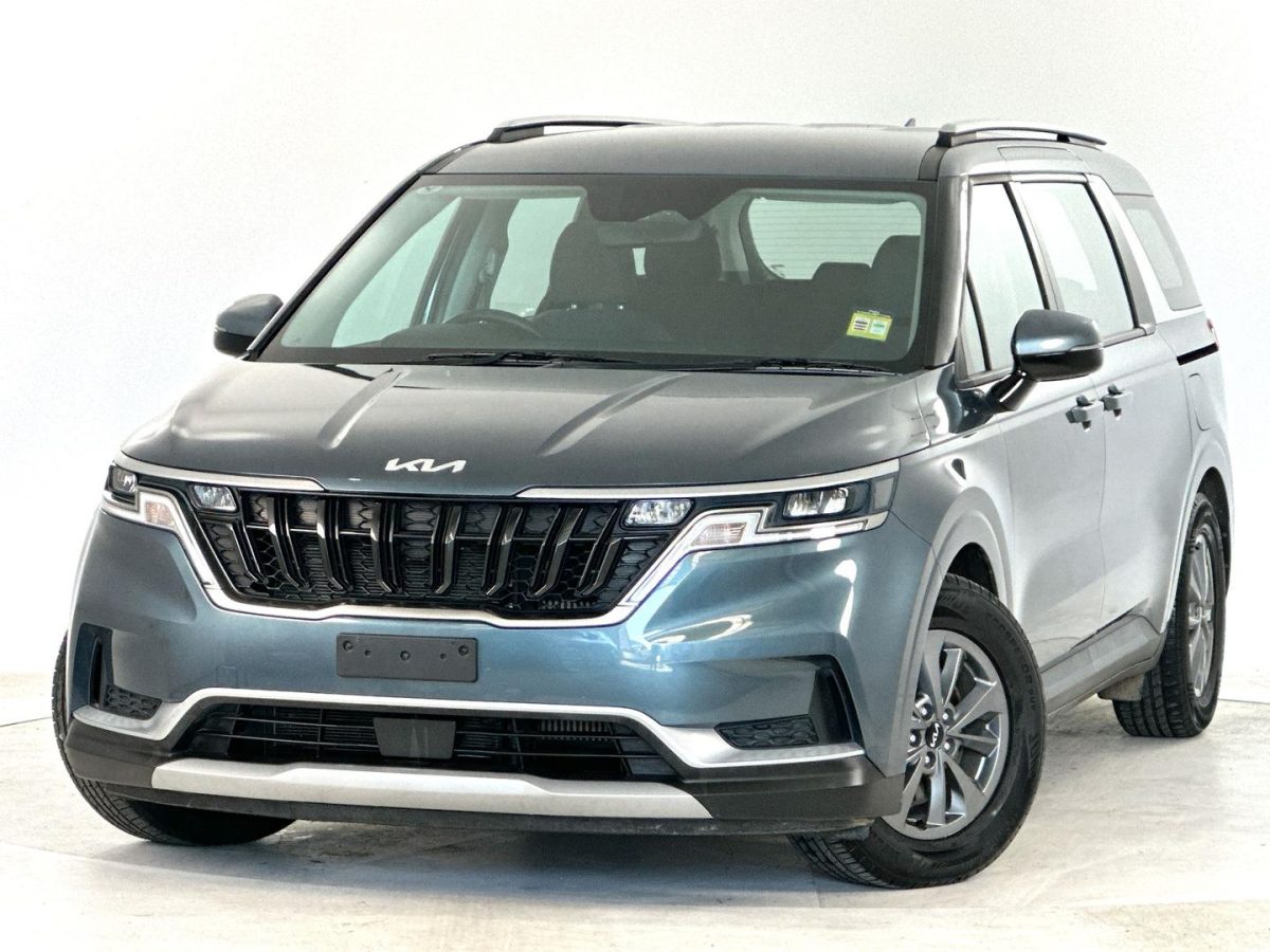 2023 Kia Carnival S