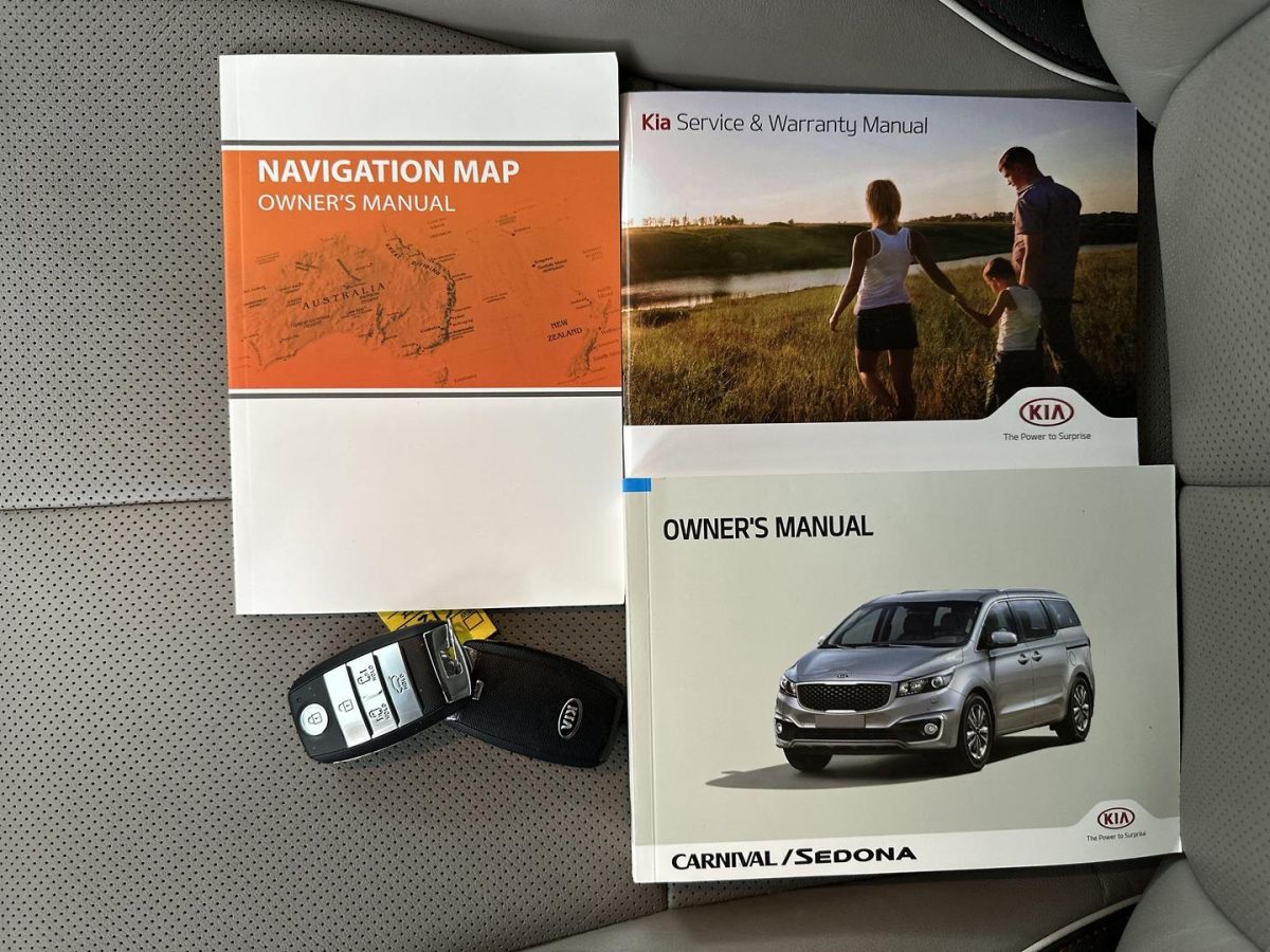 2017 Kia Carnival Platinum