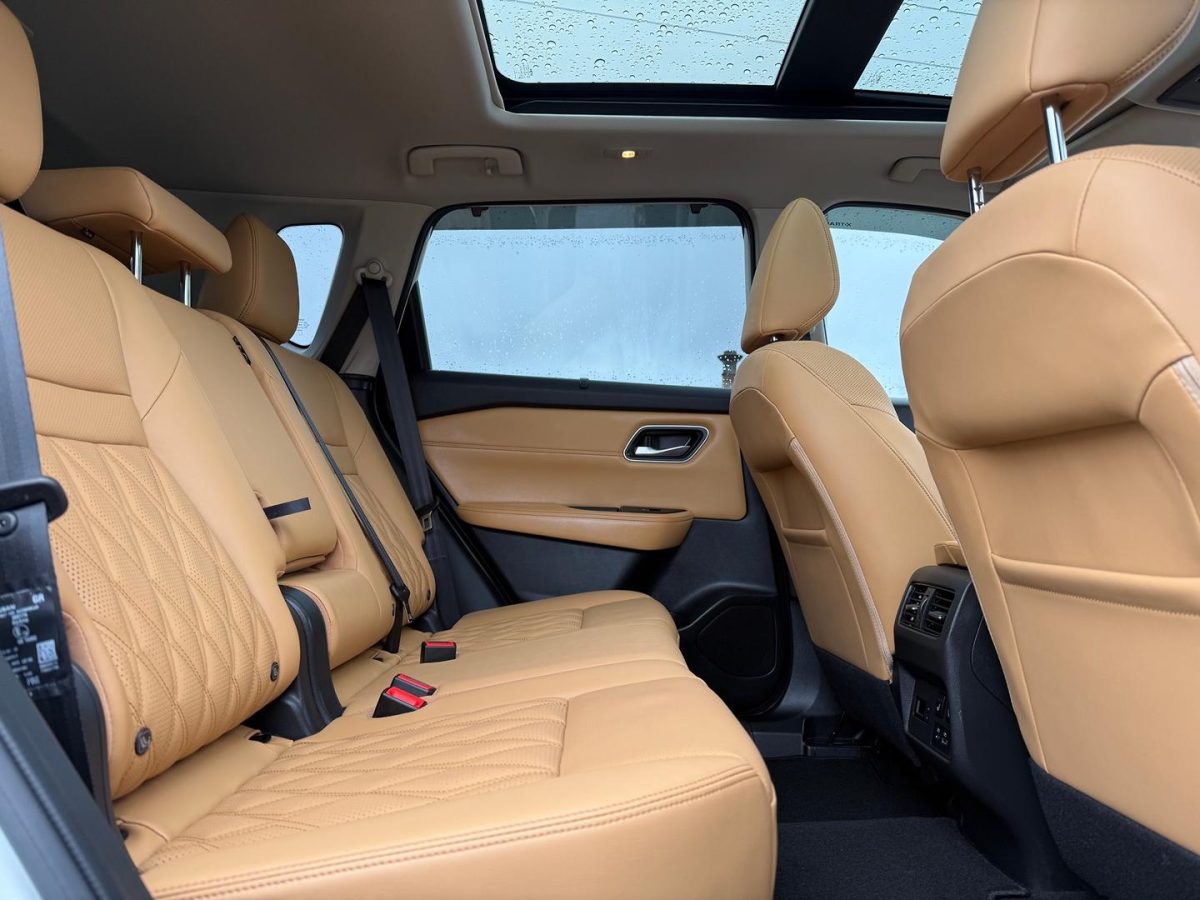 2024 NISSAN X-TRAIL Ti-L