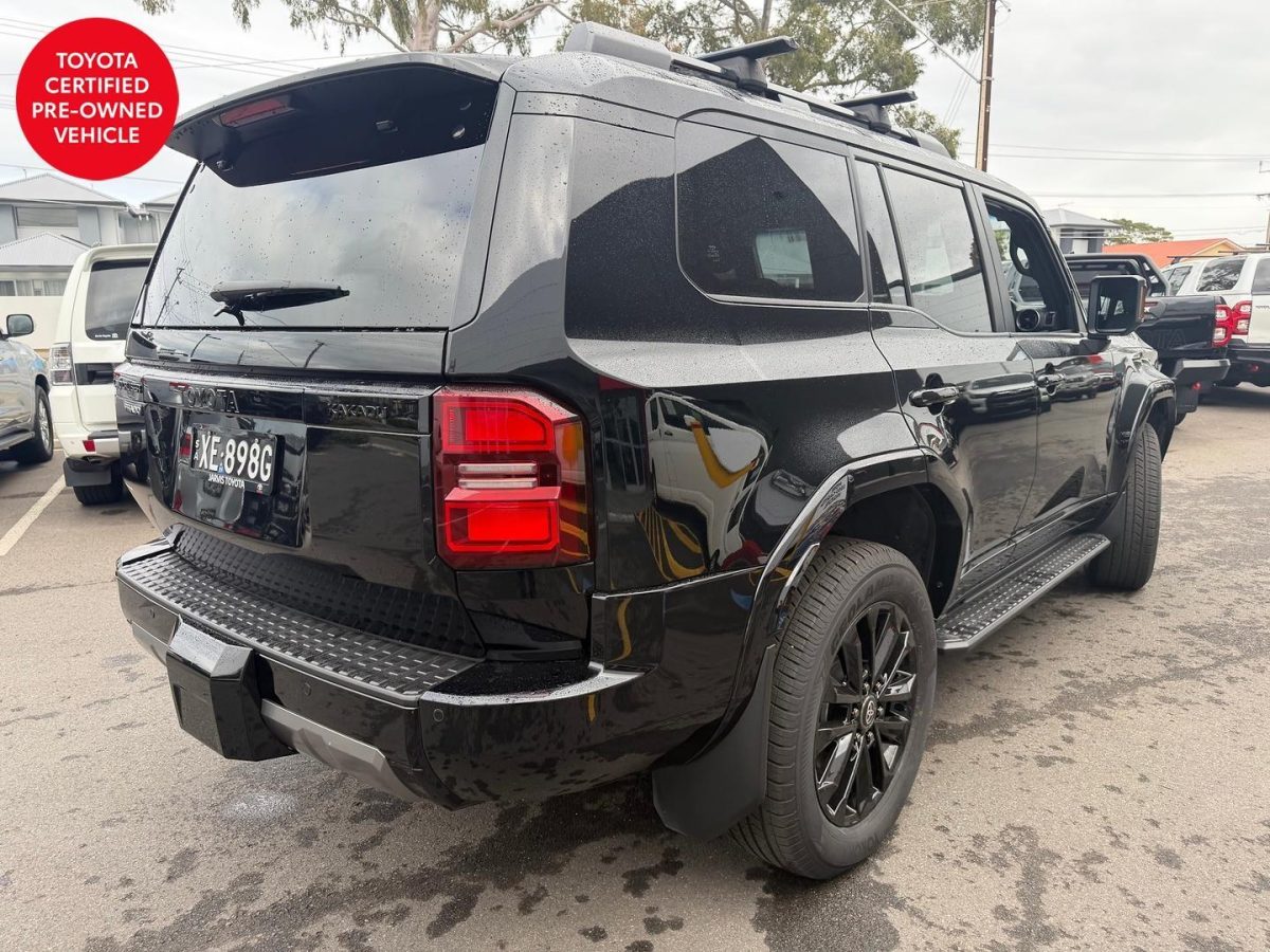 2024 Toyota Prado Kakadu