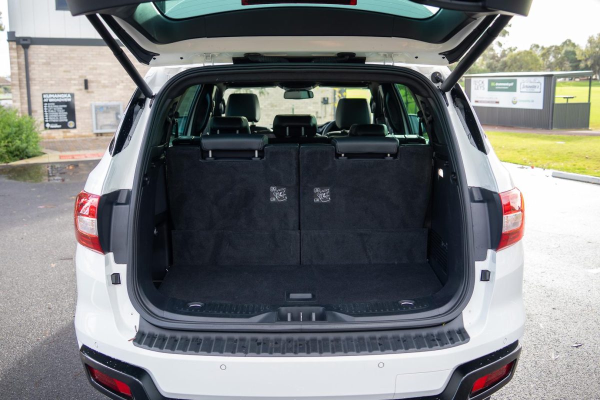 2022 Ford Everest Titanium
