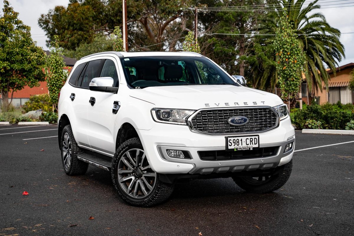 2022 Ford Everest Titanium