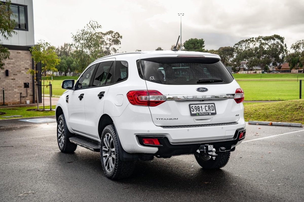 2022 Ford Everest Titanium
