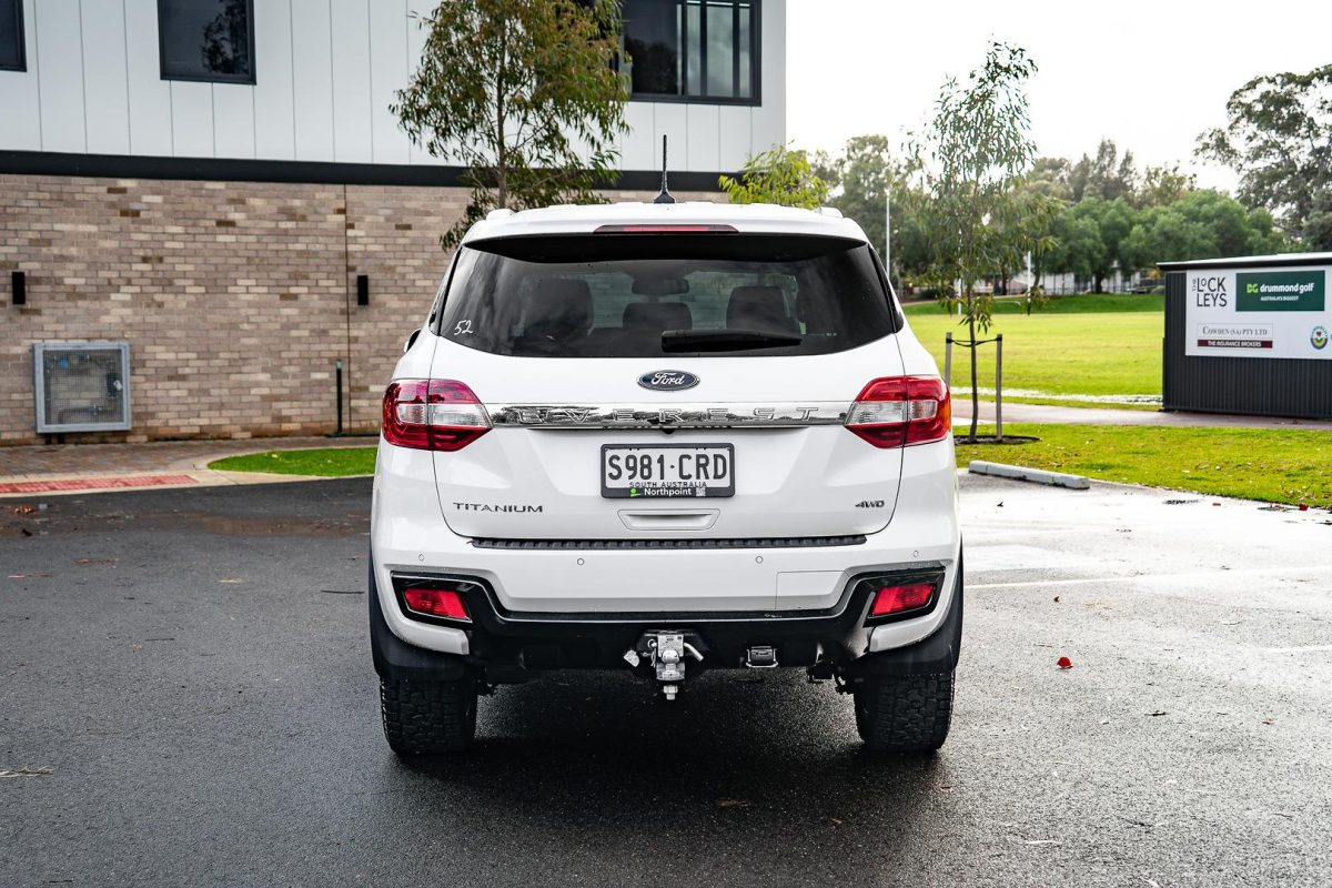 2022 Ford Everest Titanium