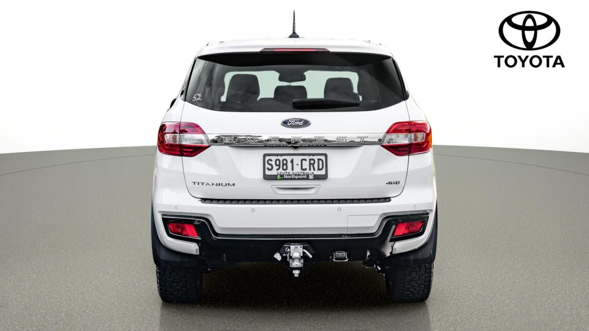 2022 Ford Everest Titanium