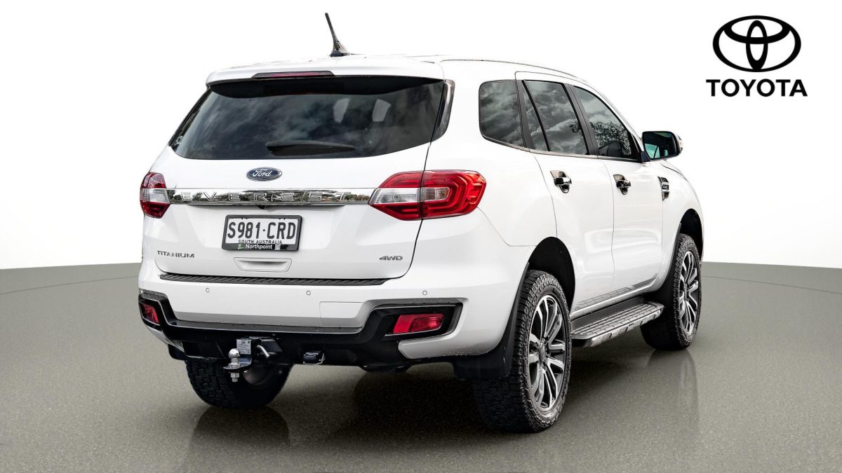2022 Ford Everest Titanium