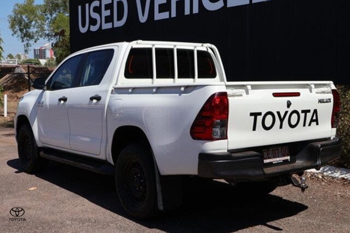 2020 Toyota Hilux SR