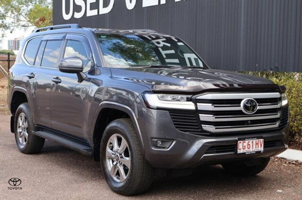 2022 Toyota Landcruiser VX