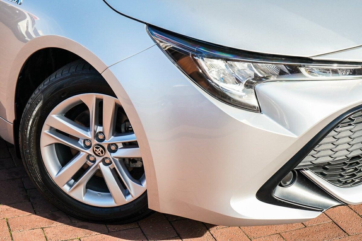 2018 Toyota Corolla Hatch Hybrid Ascent Sport