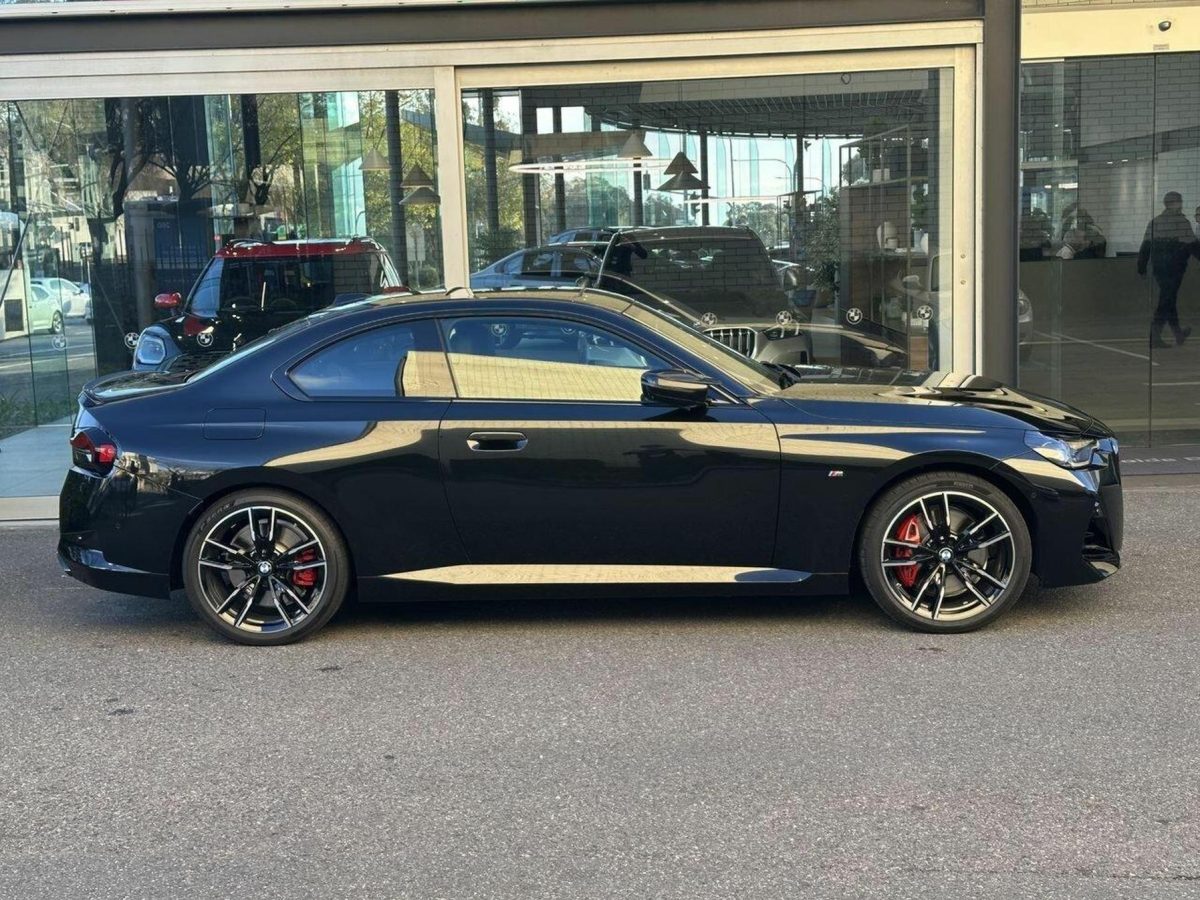 2025 BMW 2 Series M240i xDrive