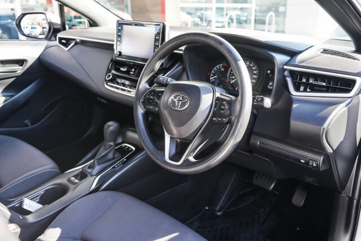 2020 Toyota Corolla Hatch Hybrid Ascent Sport