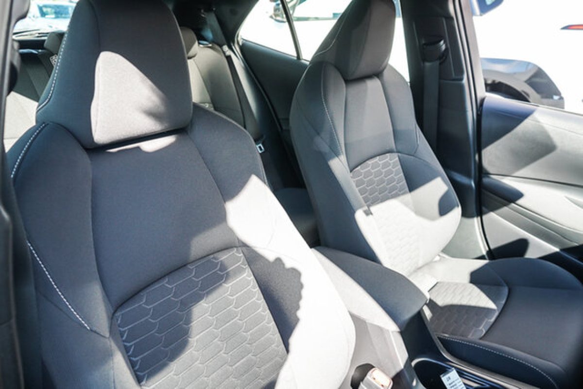 2020 Toyota Corolla Hatch Hybrid Ascent Sport