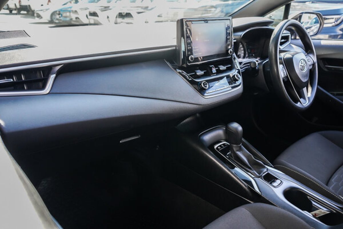 2020 Toyota Corolla Hatch Hybrid Ascent Sport