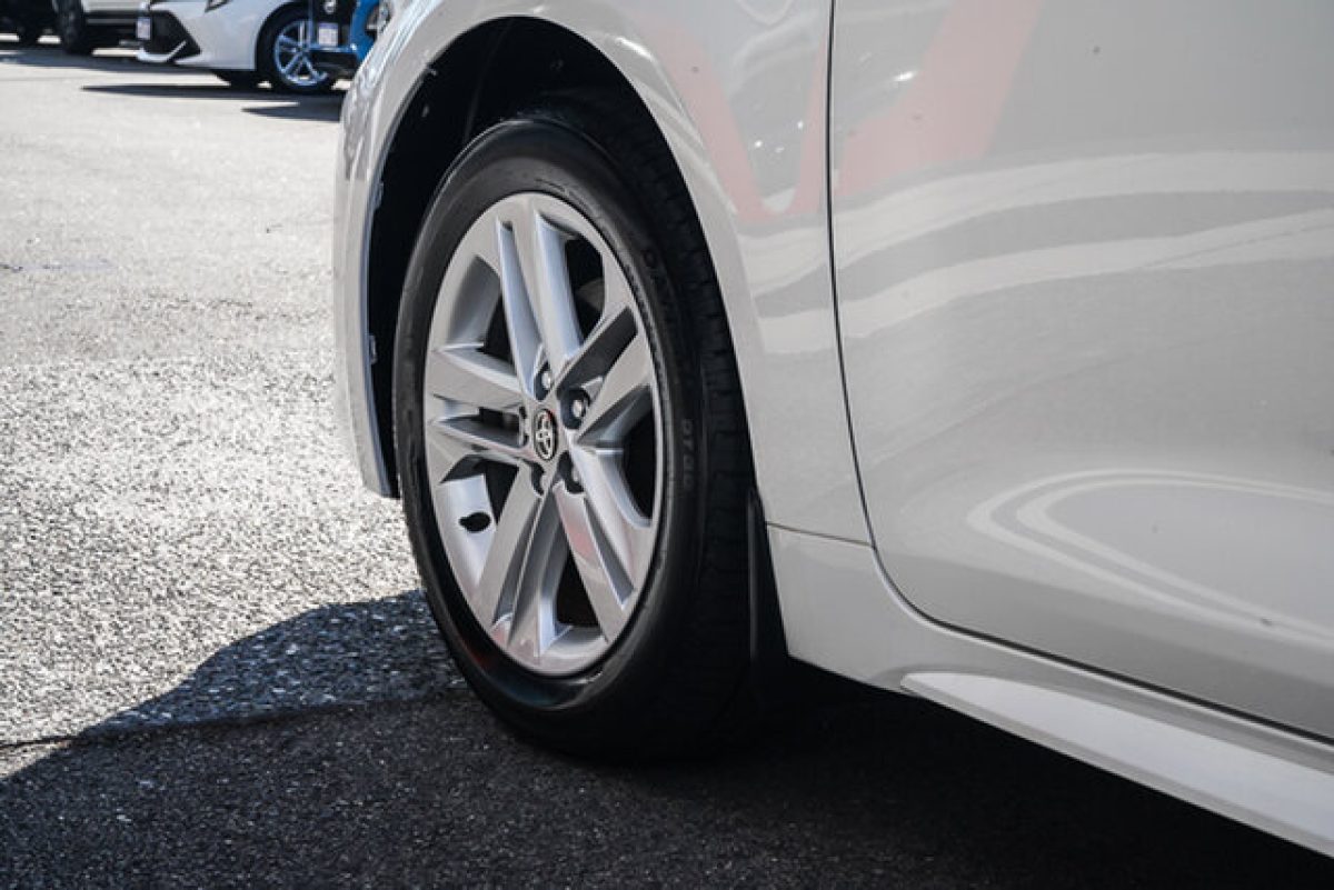 2020 Toyota Corolla Hatch Hybrid Ascent Sport