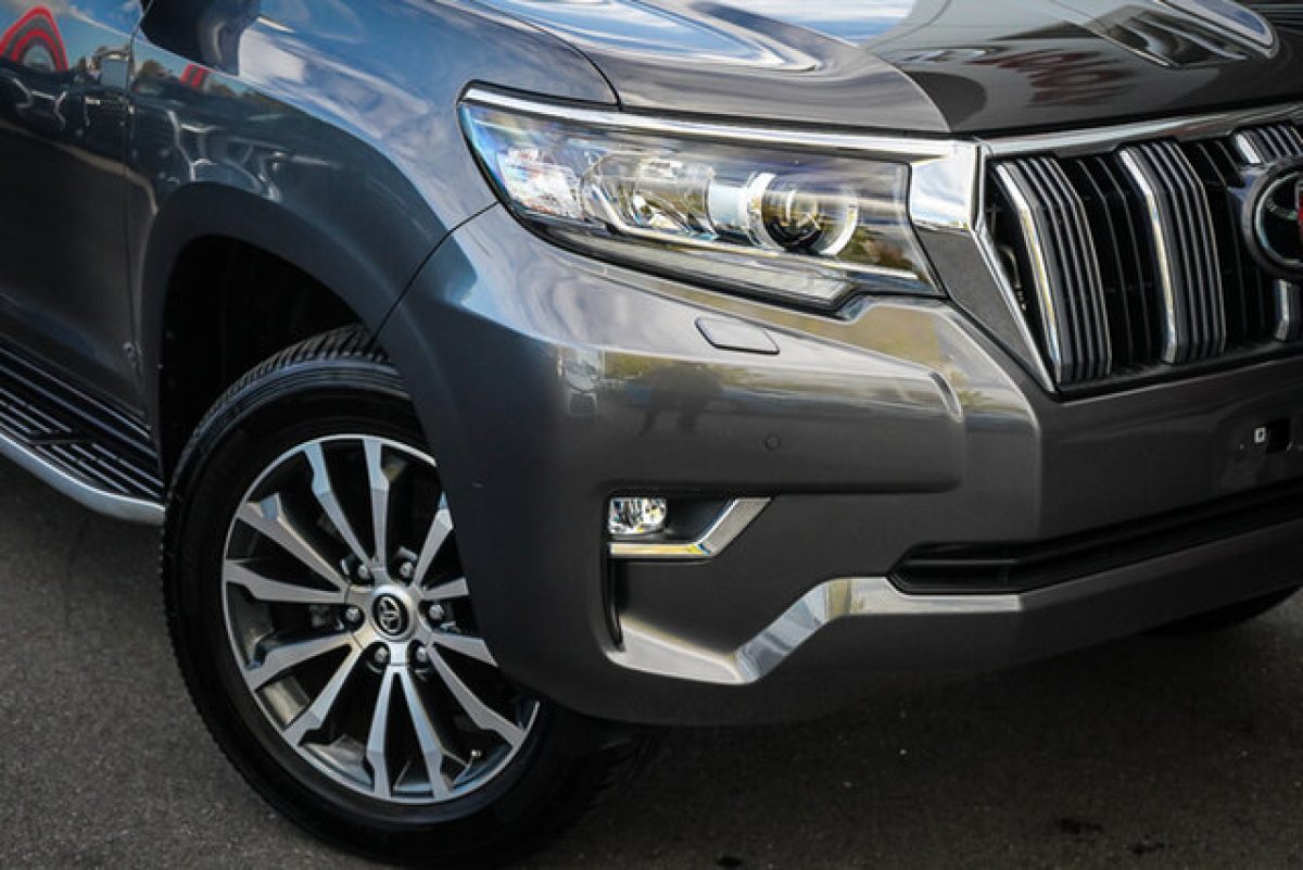 2023 Toyota Prado Kakadu