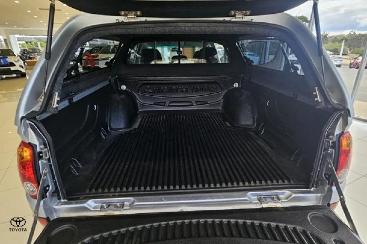 2015 Mitsubishi Triton GLX