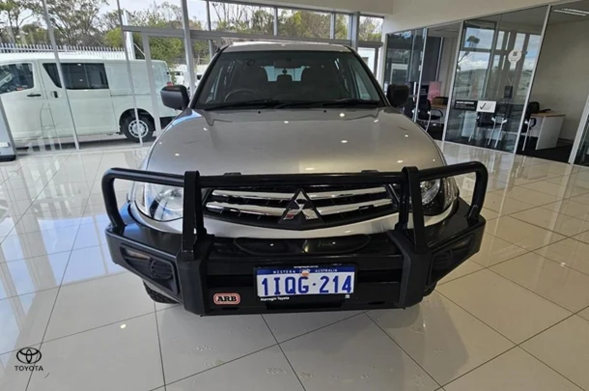 2015 Mitsubishi Triton GLX
