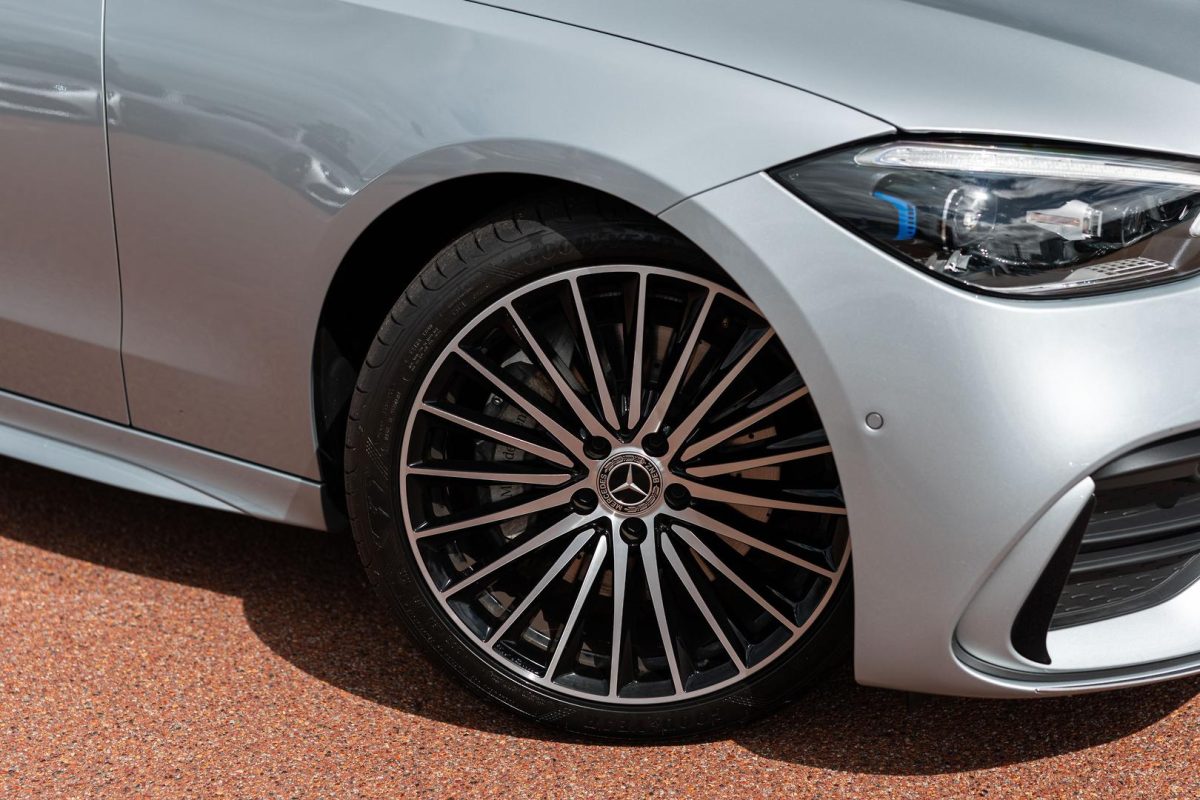2025 Mercedes-Benz C-Class C300 Auto