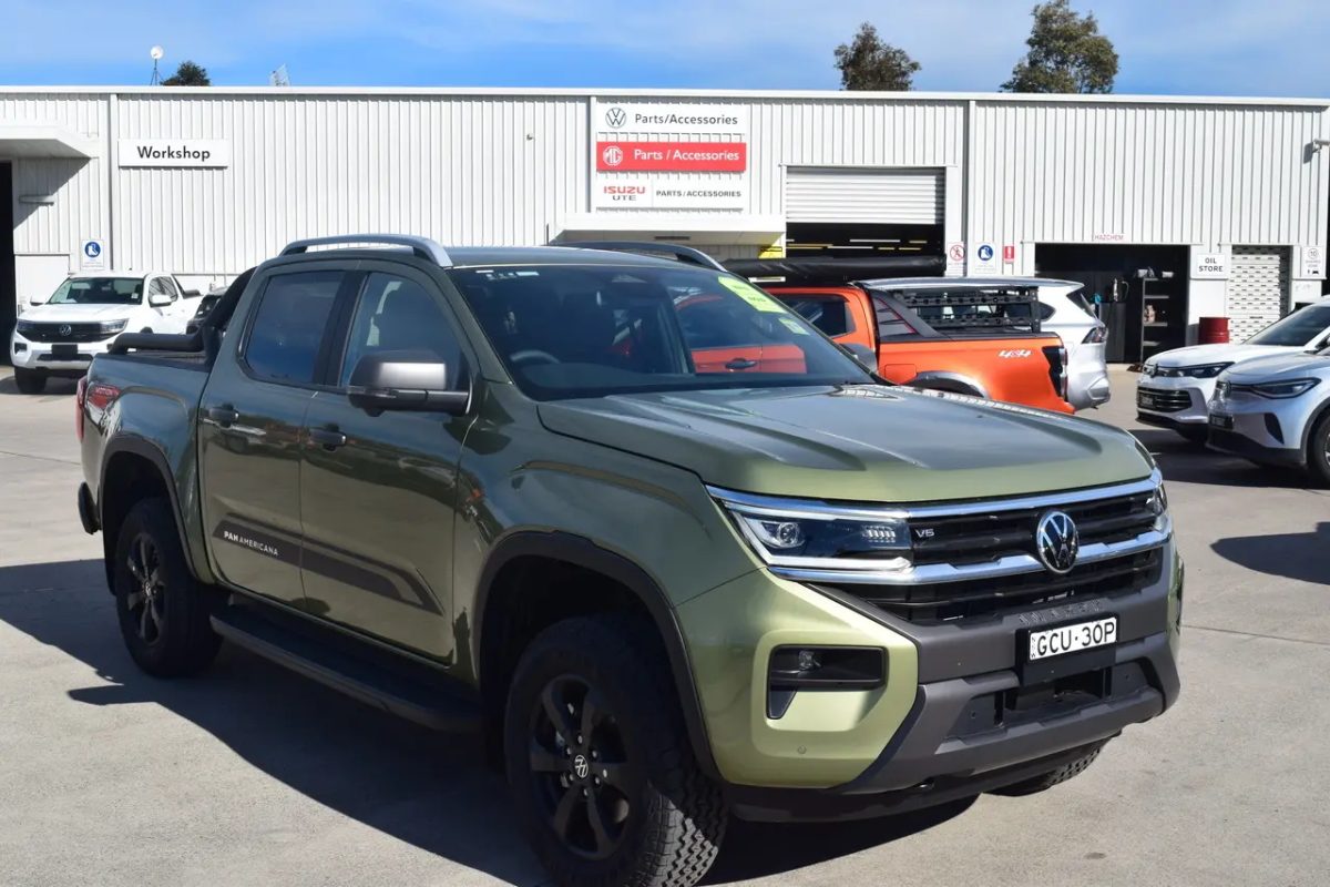 2026 Volkswagen Amarok NF MY26 TDI600 4MOTION Perm PanAmericana Reed Green Metallic 10 Speed
