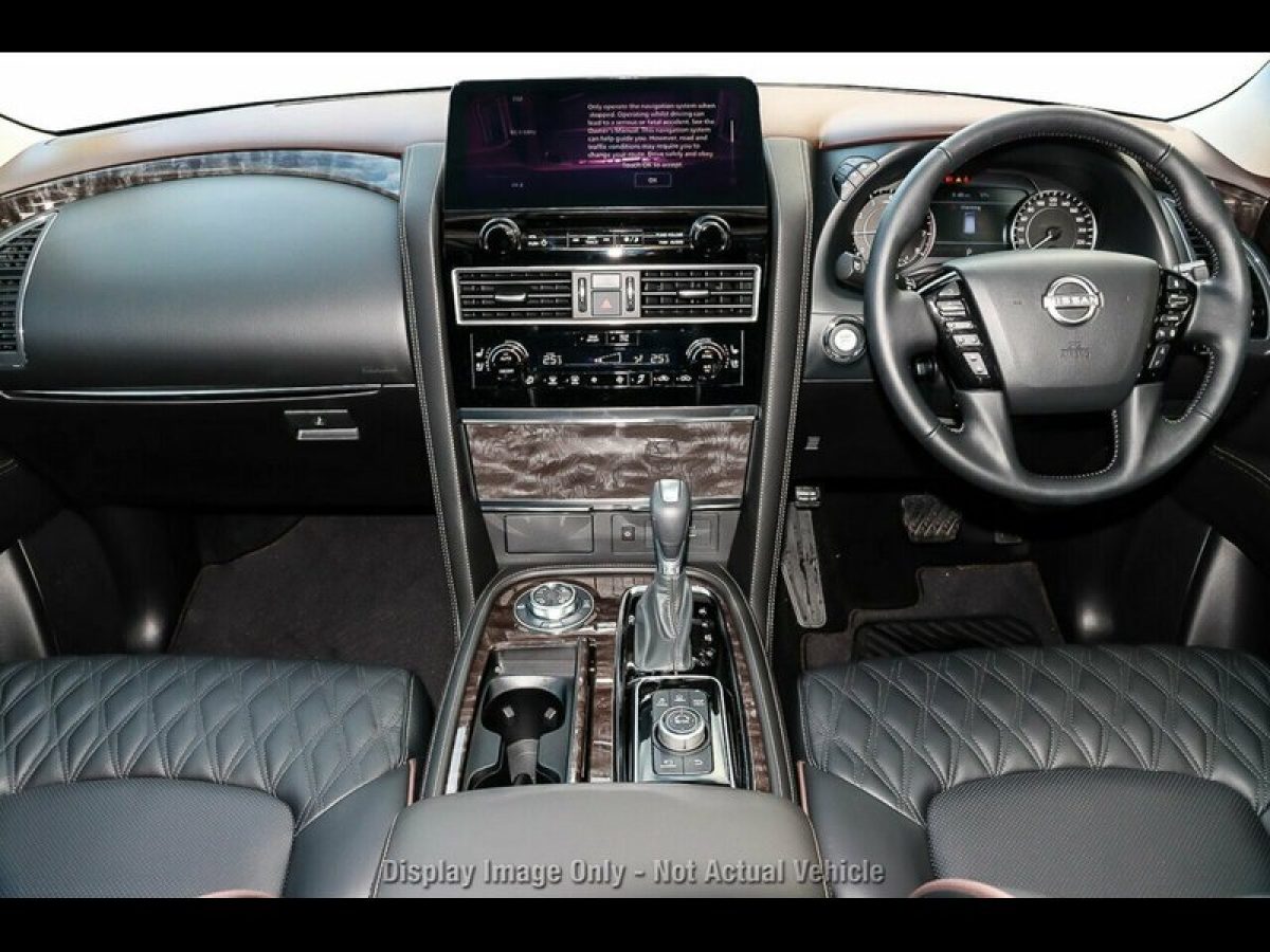 2026 Nissan Patrol TI-L Wagon (Moonstone White) New Car