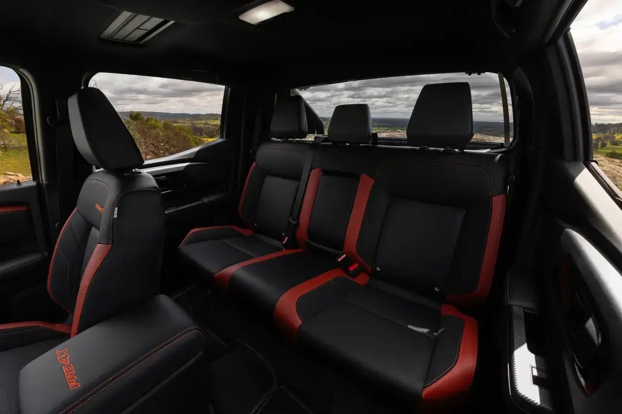 Nissan Navara Gallery