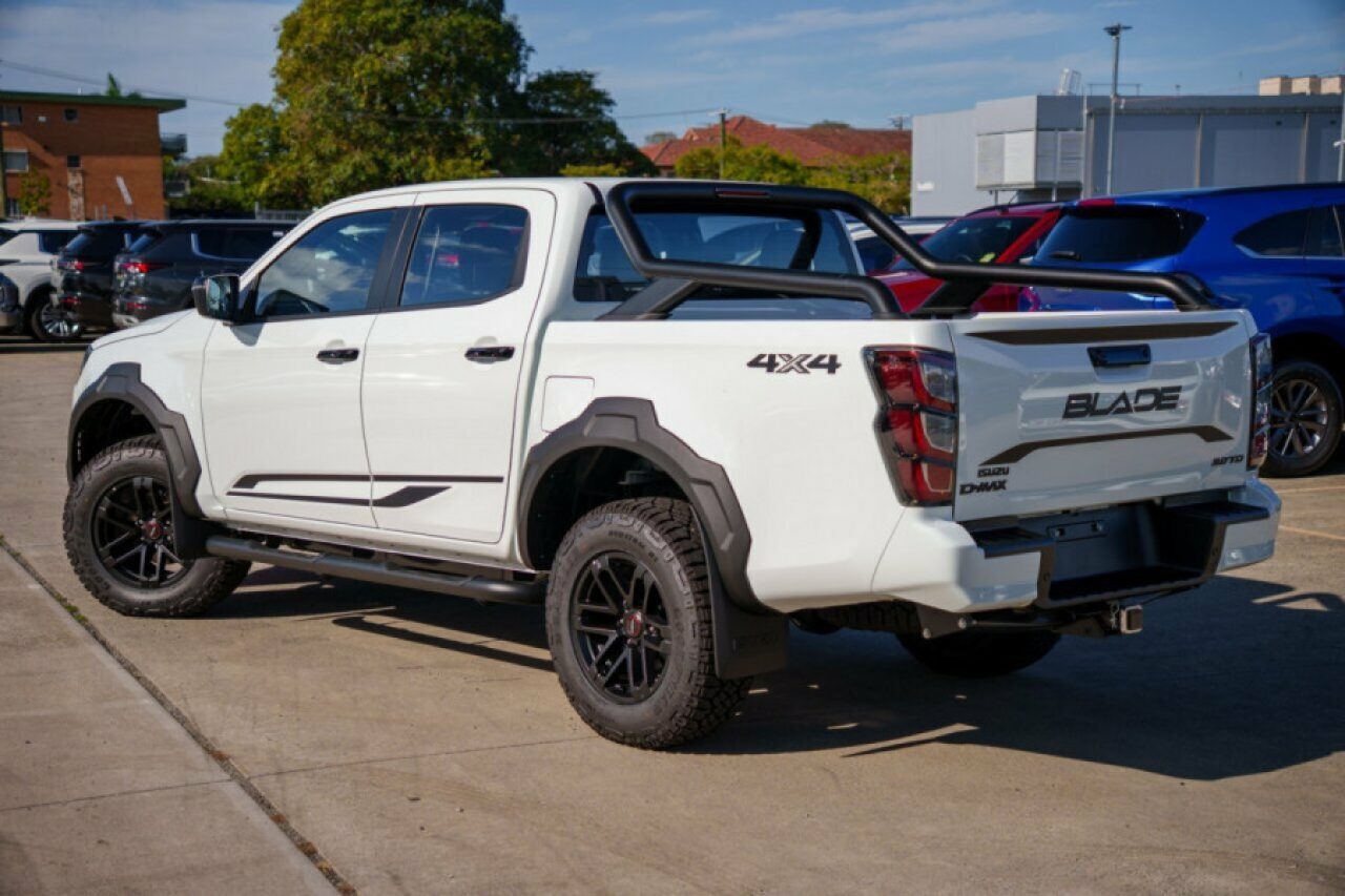 2026 Isuzu D-MAX BLADE 4X4 Dual Range