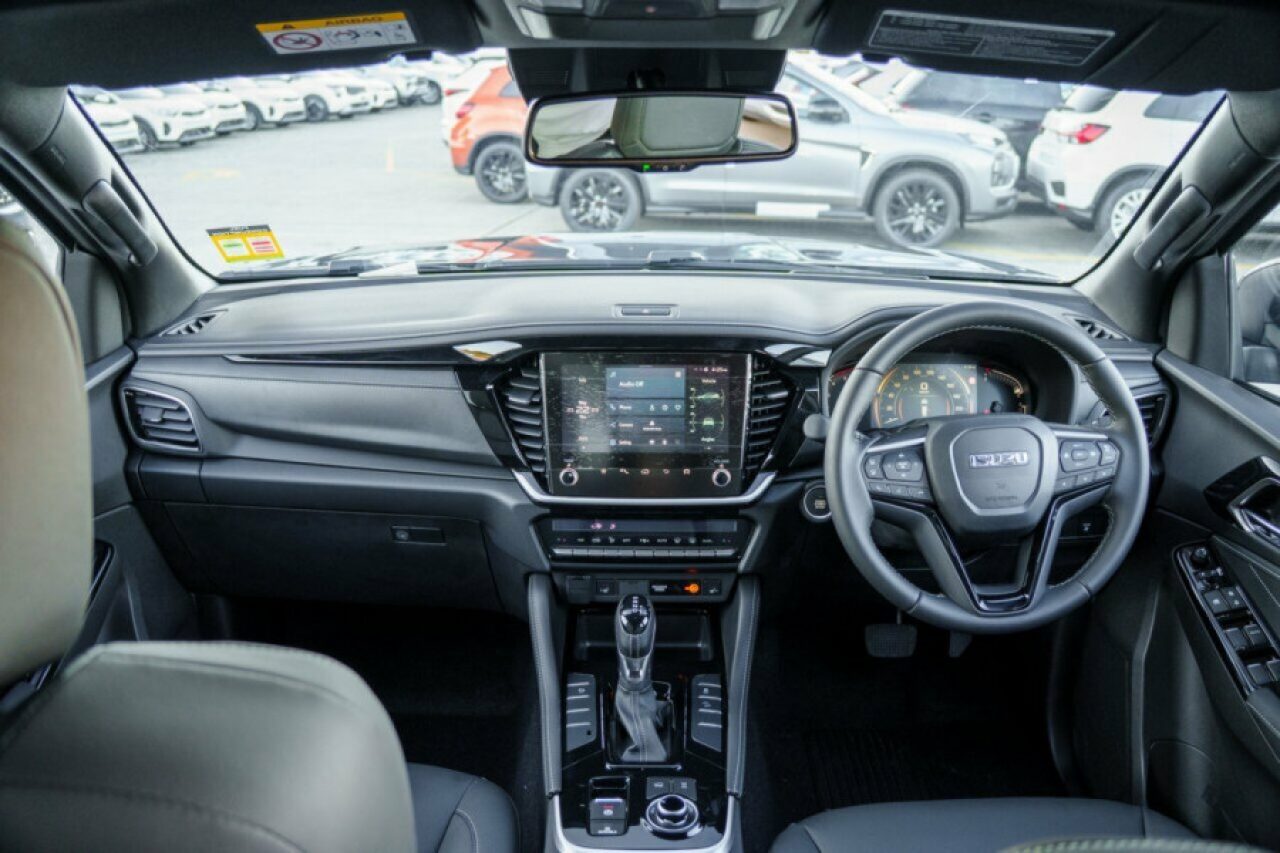 2026 Isuzu MU-X LS-T 4X4 Dual Range