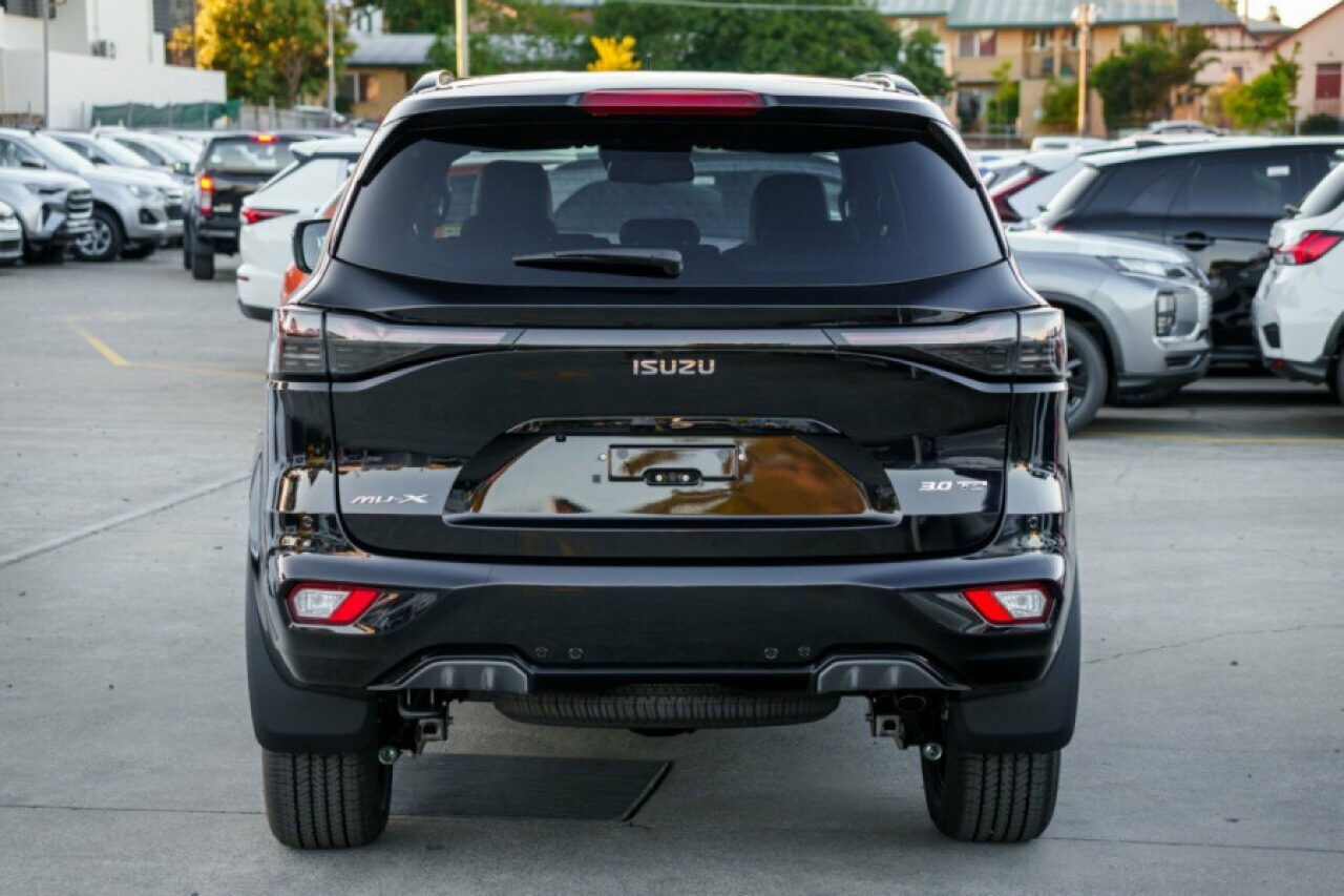 2026 Isuzu MU-X LS-T 4X4 Dual Range