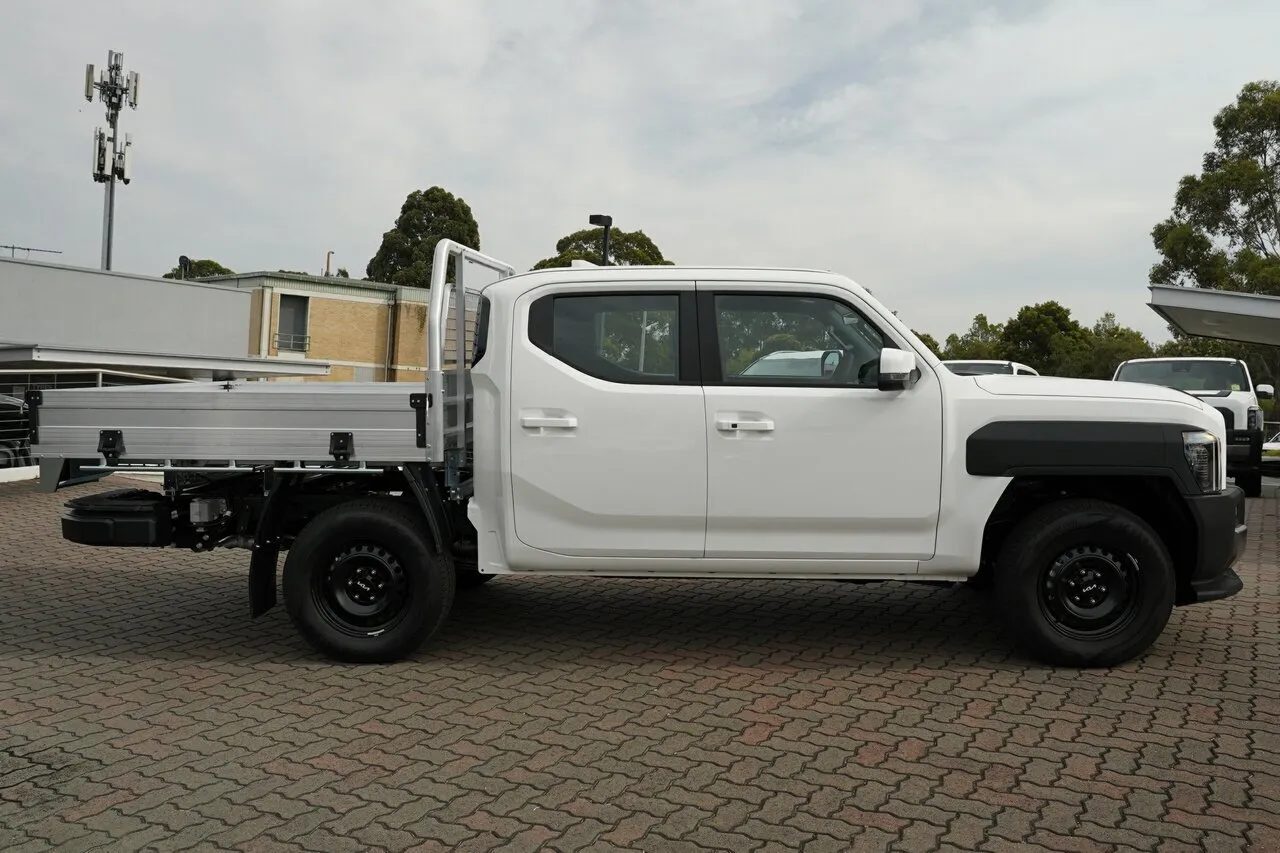 2025 Kia Tasman TK MY26 S Double Cab 4x4 Clear White 8 Speed Sports Automatic Cab Chassis
