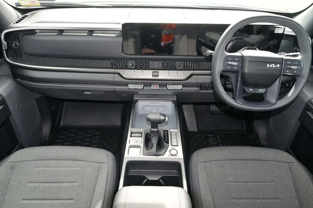 2025 Kia Tasman TK MY26 S Double Cab 4x4 Clear White 8 Speed Sports Automatic Cab Chassis