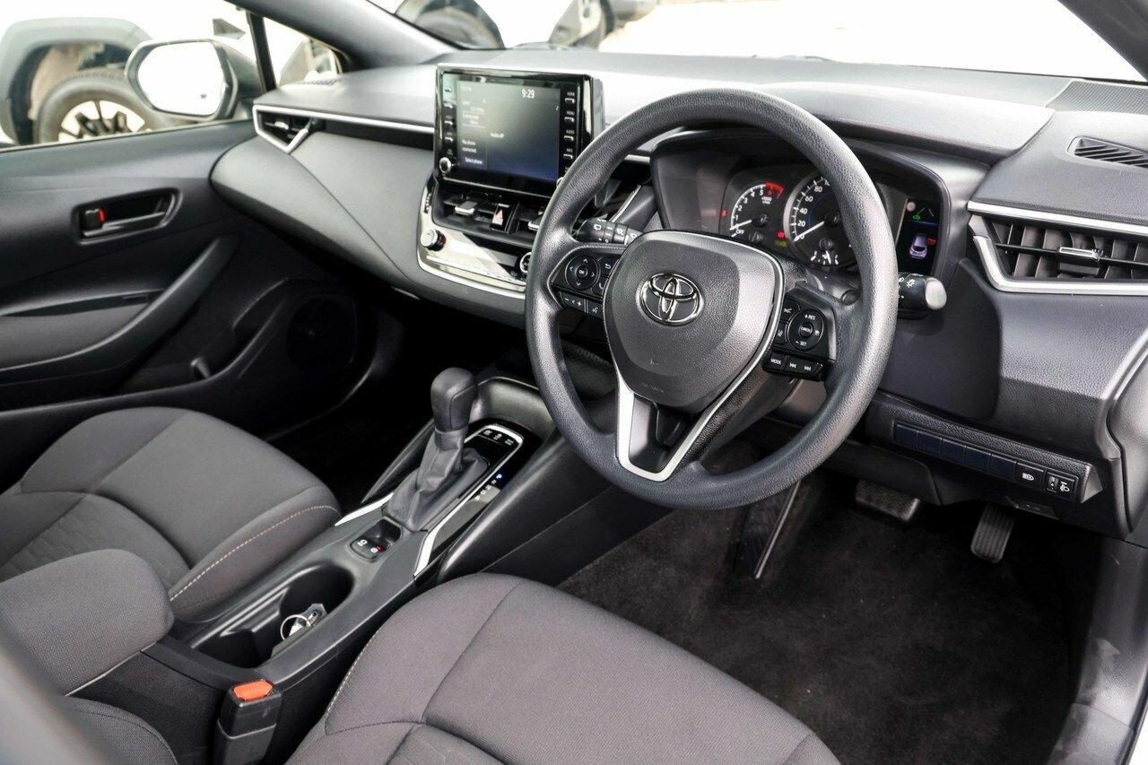 2020 Toyota Corolla Ascent Sport