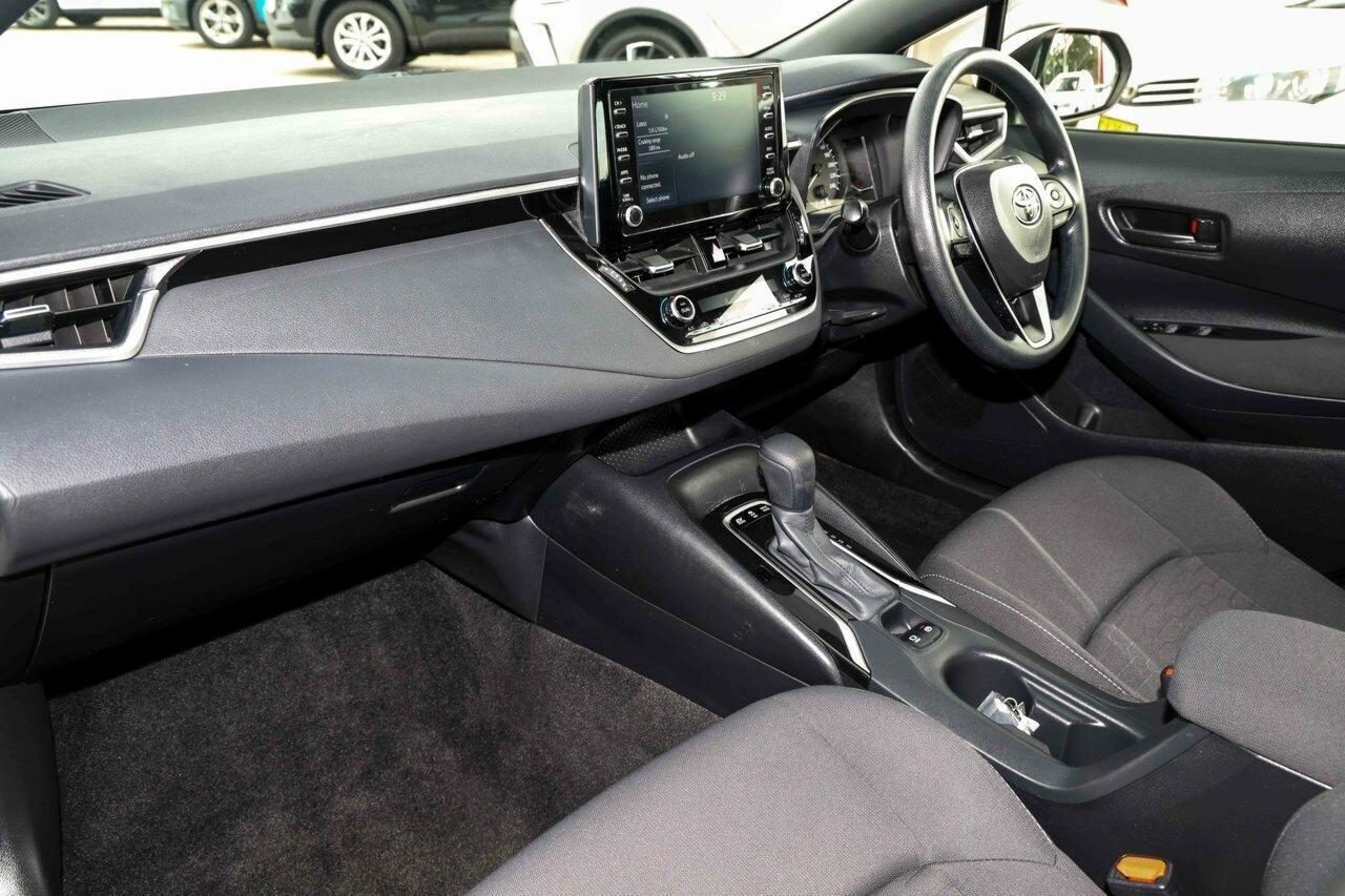 2020 Toyota Corolla Ascent Sport