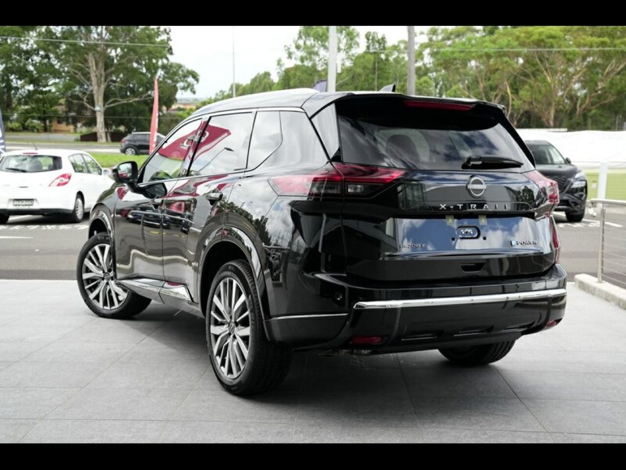 2026 Nissan X-Trail Ti-L e-4ORCE e-POWER Wagon (Diamond Black) New Car