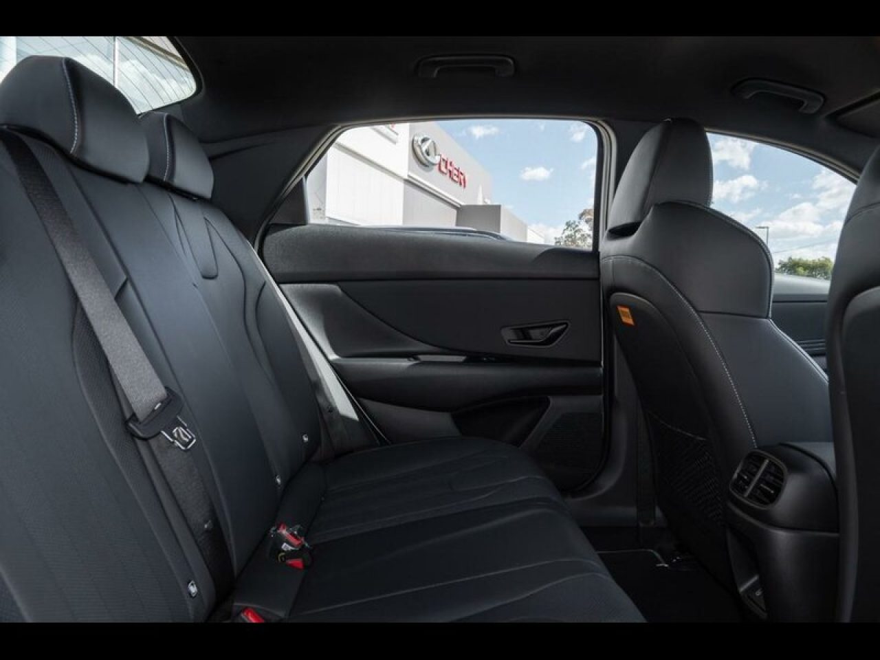 2026 Hyundai i30 N D-CT Premium Sedan (Atlas White) New Car