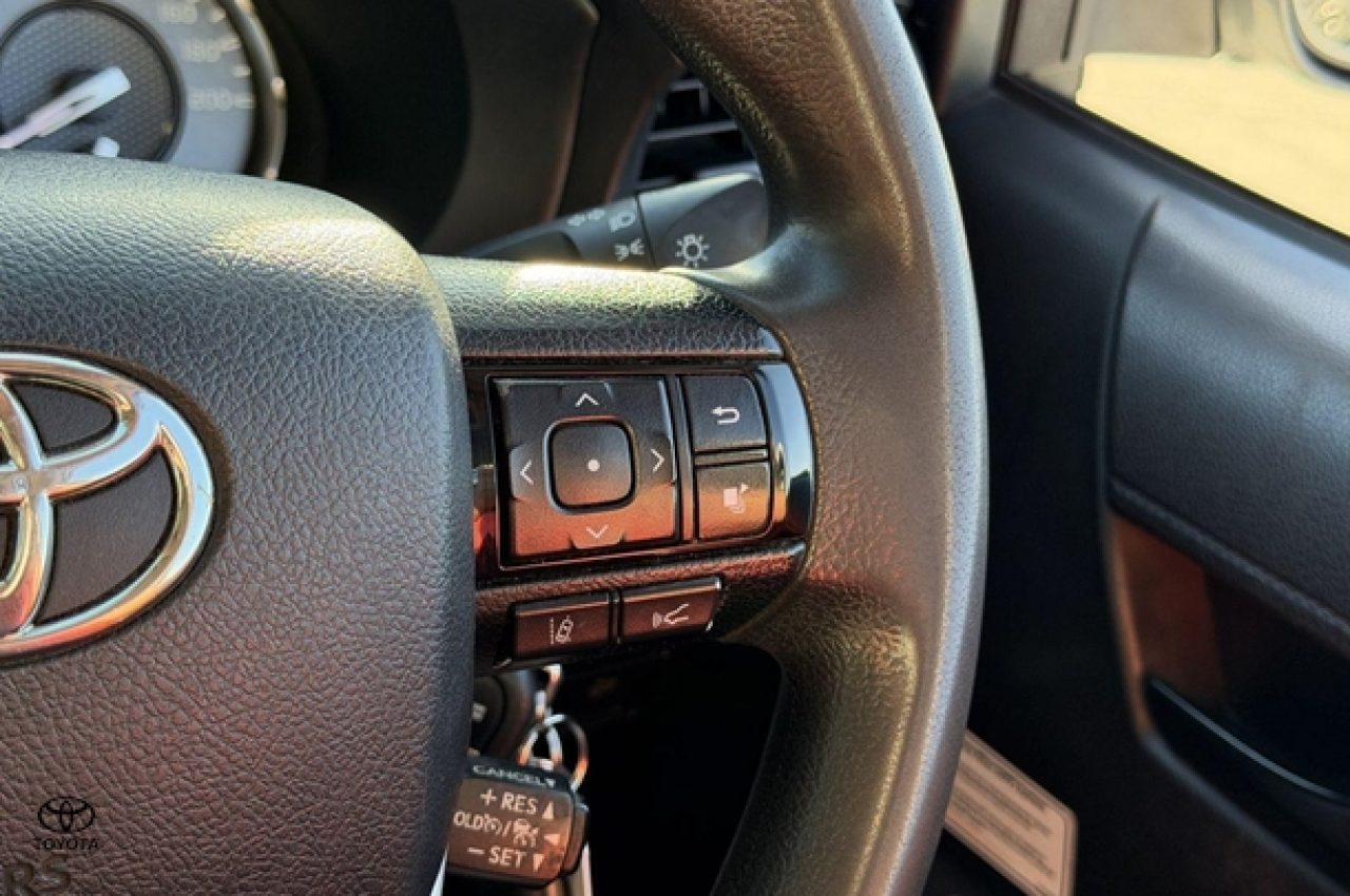 2021 Toyota Hilux SR